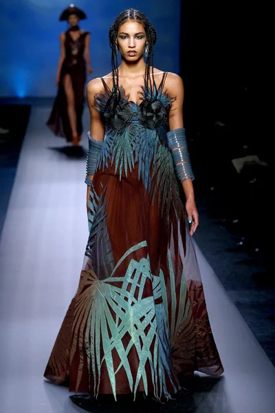 Look 23